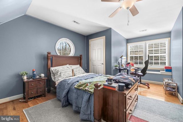 4514 DEN HAAG RD, Warrenton, VA 20187