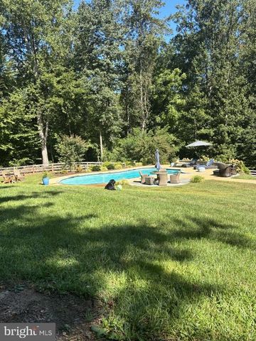 4514 DEN HAAG RD, Warrenton, VA 20187