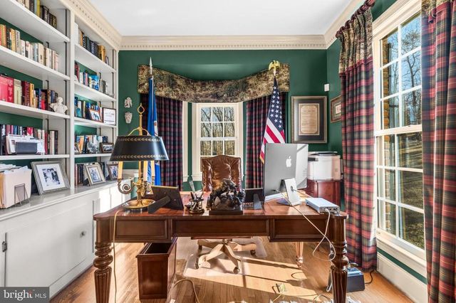 4514 DEN HAAG RD, Warrenton, VA 20187