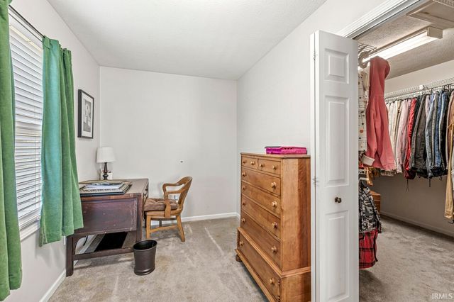 26360 Scotch Pine Trl, South Bend, IN 46619