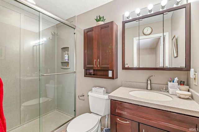 26360 Scotch Pine Trl, South Bend, IN 46619