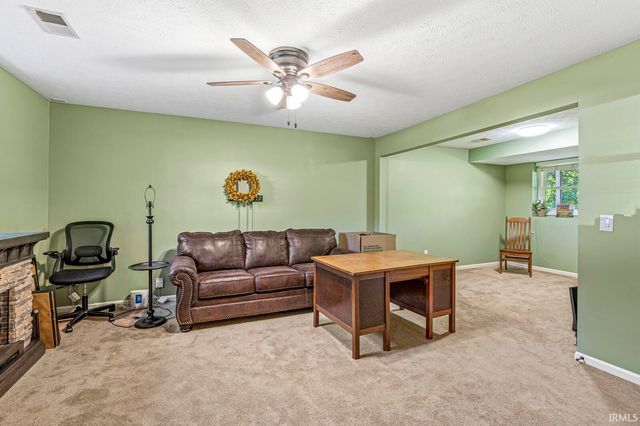 26360 Scotch Pine Trl, South Bend, IN 46619