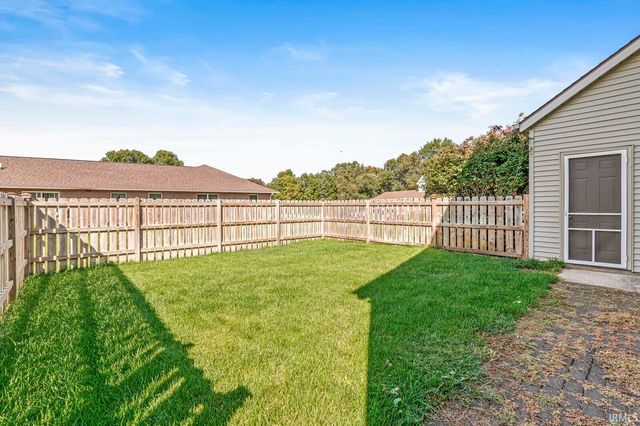 26360 Scotch Pine Trl, South Bend, IN 46619