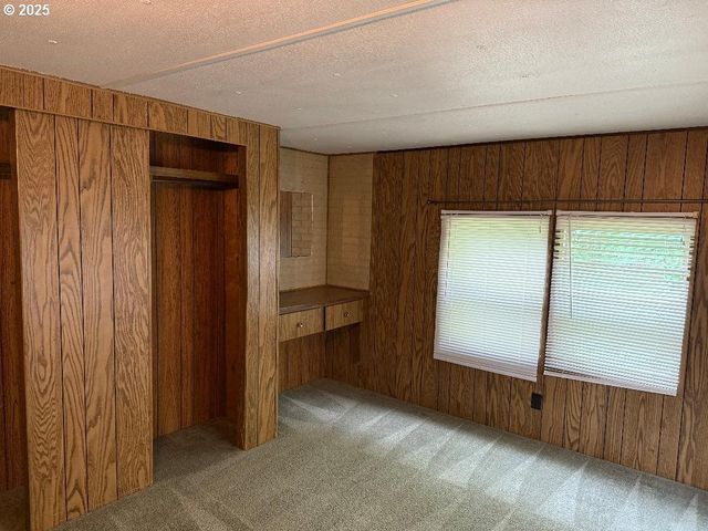 5000 Ne STEPHENS St, Roseburg, OR 97470