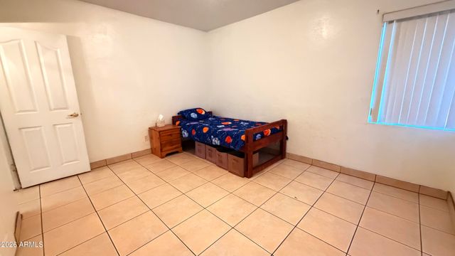 3230 E MCKINLEY Street, Phoenix, AZ 85008