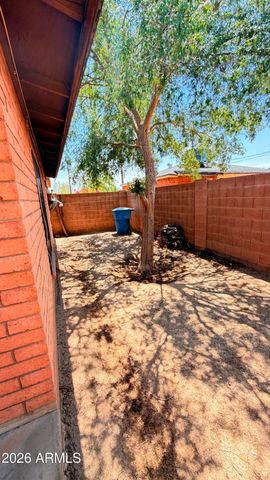 3230 E MCKINLEY Street, Phoenix, AZ 85008