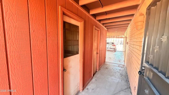 3230 E MCKINLEY Street, Phoenix, AZ 85008