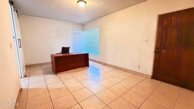 3230 E MCKINLEY Street, Phoenix, AZ 85008