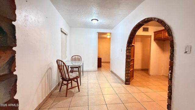3230 E MCKINLEY Street, Phoenix, AZ 85008