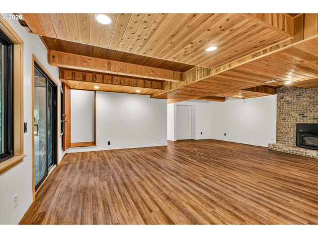 21625 Sw JOHNSON Rd, West Linn, OR 97068