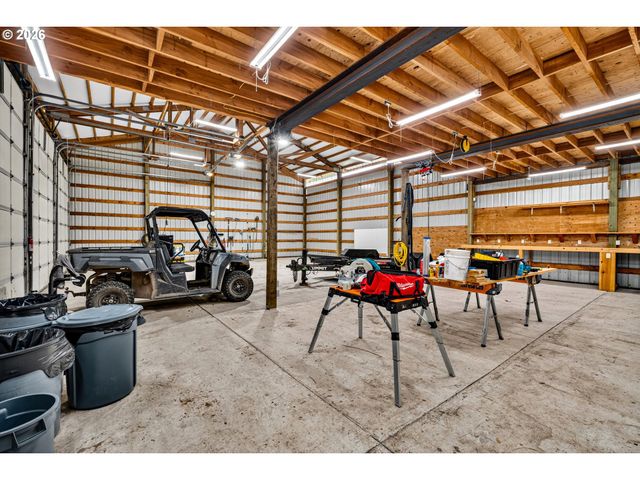 21625 Sw JOHNSON Rd, West Linn, OR 97068