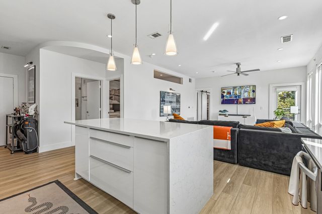 4107 Bowser Avenue 102, Dallas, TX 75219