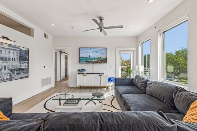 4107 Bowser Avenue 102, Dallas, TX 75219