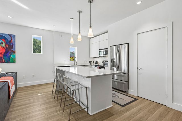 4107 Bowser Avenue 102, Dallas, TX 75219