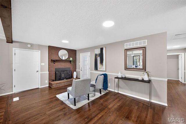 952 Queensbridge Road, Manchester, MO 63021