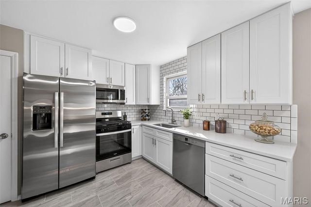 952 Queensbridge Road, Manchester, MO 63021