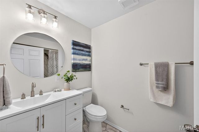 952 Queensbridge Road, Manchester, MO 63021