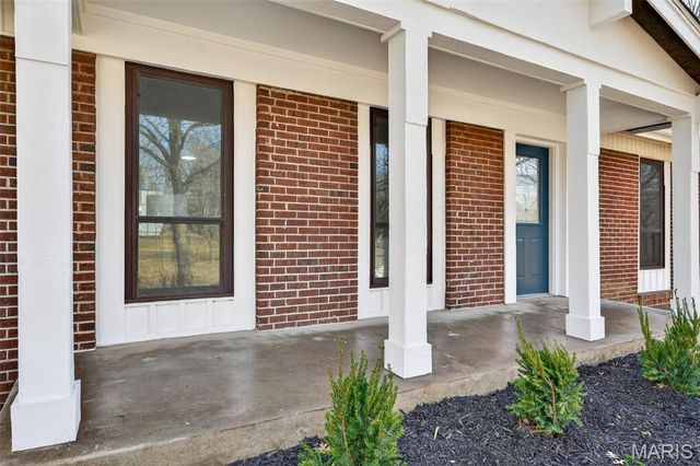 952 Queensbridge Road, Manchester, MO 63021