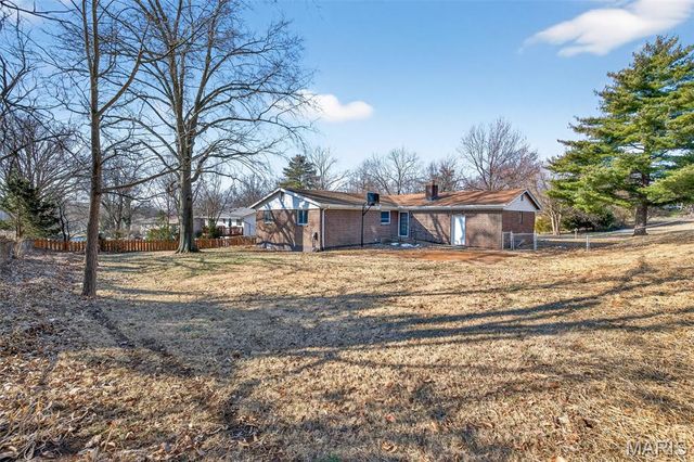 952 Queensbridge Road, Manchester, MO 63021