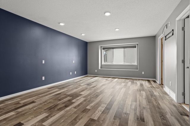 4334 45th Avenue S, Fargo, ND 58104