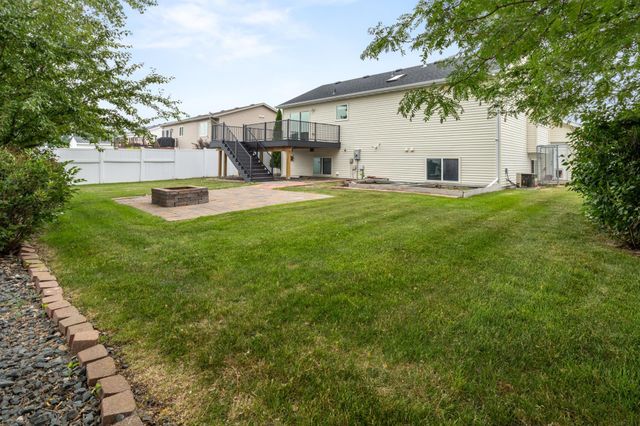 4334 45th Avenue S, Fargo, ND 58104