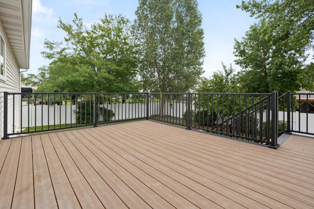 4334 45th Avenue S, Fargo, ND 58104