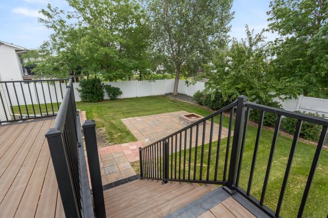 4334 45th Avenue S, Fargo, ND 58104