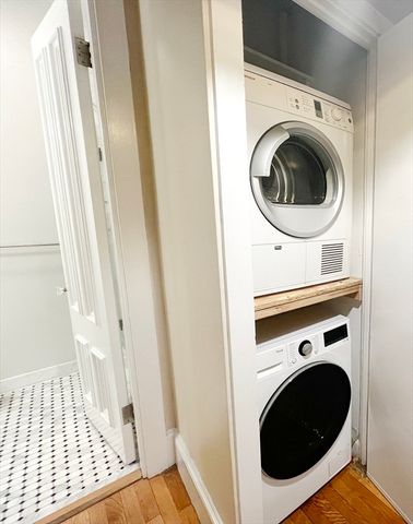 86 Commonwealth Avenue 2R, Boston, MA 02116