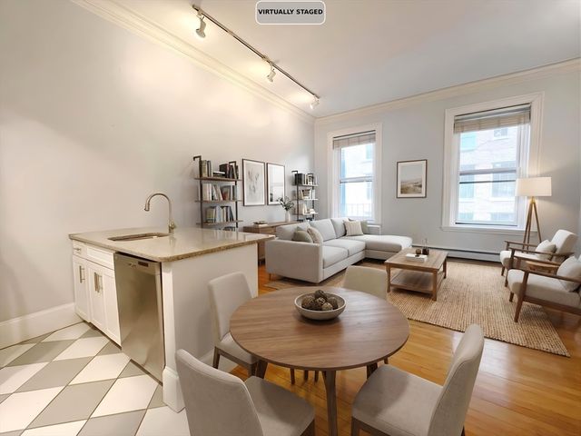 86 Commonwealth Avenue 2R, Boston, MA 02116