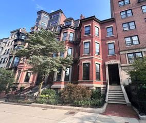 86 Commonwealth Avenue 2R, Boston, MA 02116