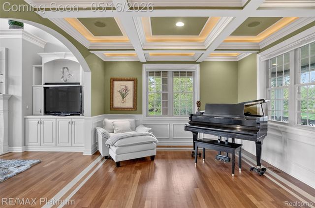 10709 Stoney Point Drive, Green Oak Township, MI 48178