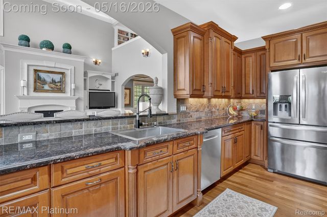 10709 Stoney Point Drive, Green Oak Township, MI 48178