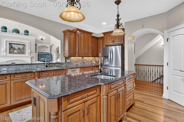 10709 Stoney Point Drive, Green Oak Township, MI 48178