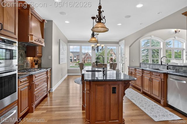 10709 Stoney Point Drive, Green Oak Township, MI 48178