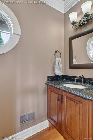 10709 Stoney Point Drive, Green Oak Township, MI 48178