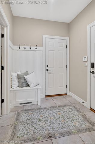 10709 Stoney Point Drive, Green Oak Township, MI 48178