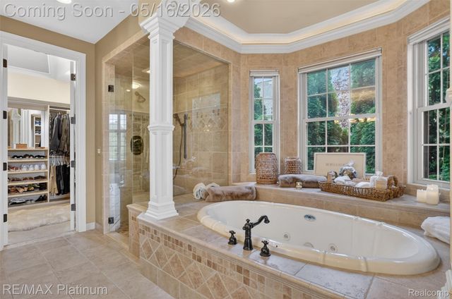 10709 Stoney Point Drive, Green Oak Township, MI 48178