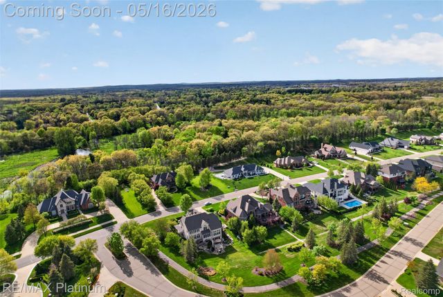 10709 Stoney Point Drive, Green Oak Township, MI 48178