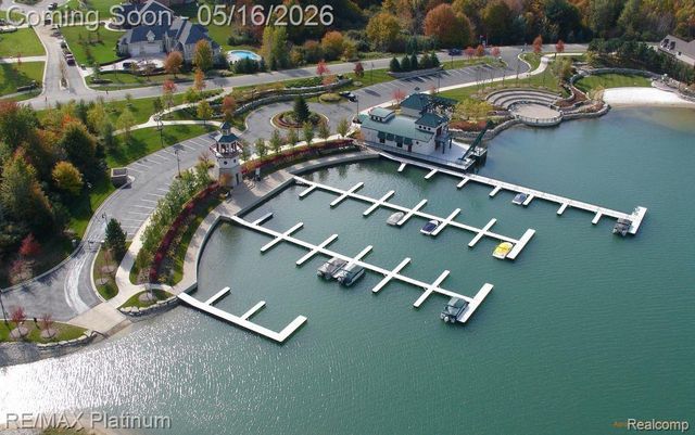10709 Stoney Point Drive, Green Oak Township, MI 48178