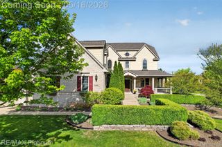 10709 Stoney Point Drive, Green Oak Township, MI 48178