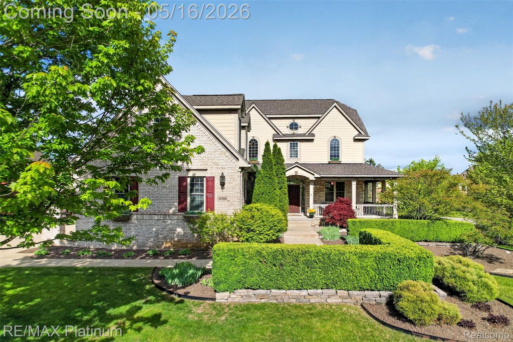 10709 Stoney Point Drive, Green Oak Township, MI 48178