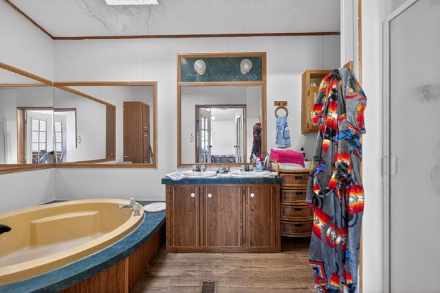 1000 S Maple Street, Chelsea, OK 74016