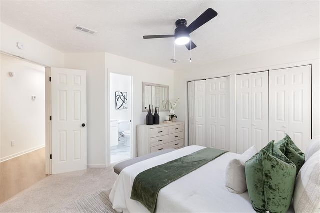 240 Chase Woods Circle, Jonesboro, GA 30236