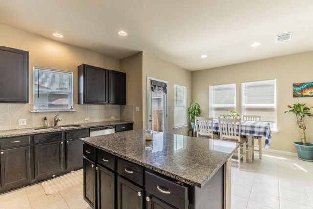 212 Timber Brook DR, Hutto, TX 78634