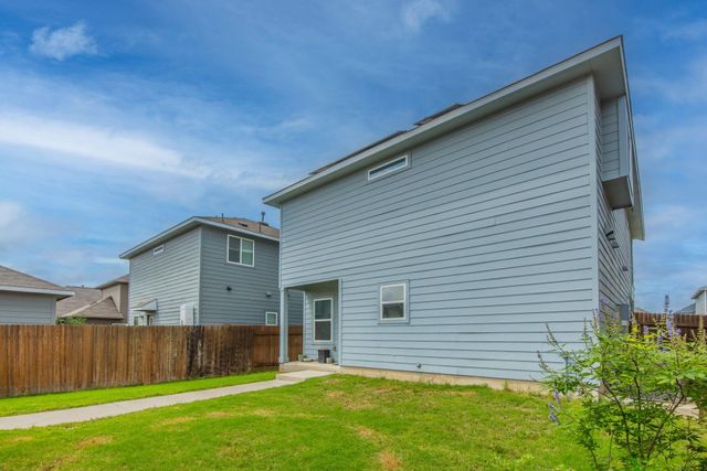 212 Timber Brook DR, Hutto, TX 78634