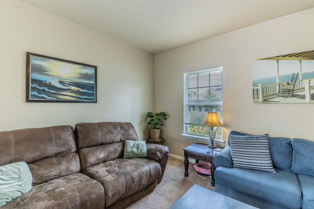 212 Timber Brook DR, Hutto, TX 78634