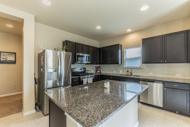 212 Timber Brook DR, Hutto, TX 78634