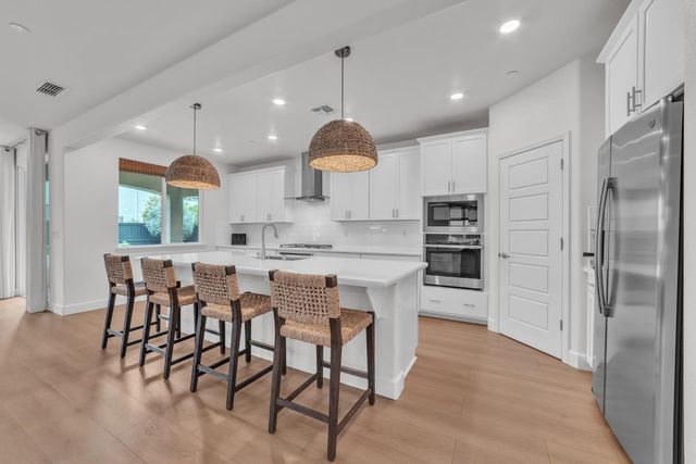 5936 Rosalee St, Sacramento, CA 95835