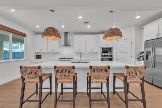 5936 Rosalee St, Sacramento, CA 95835