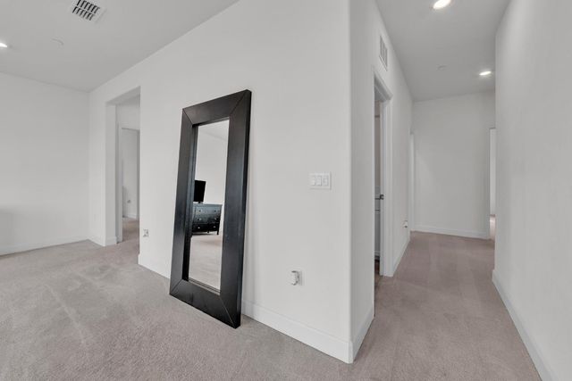 5936 Rosalee St, Sacramento, CA 95835